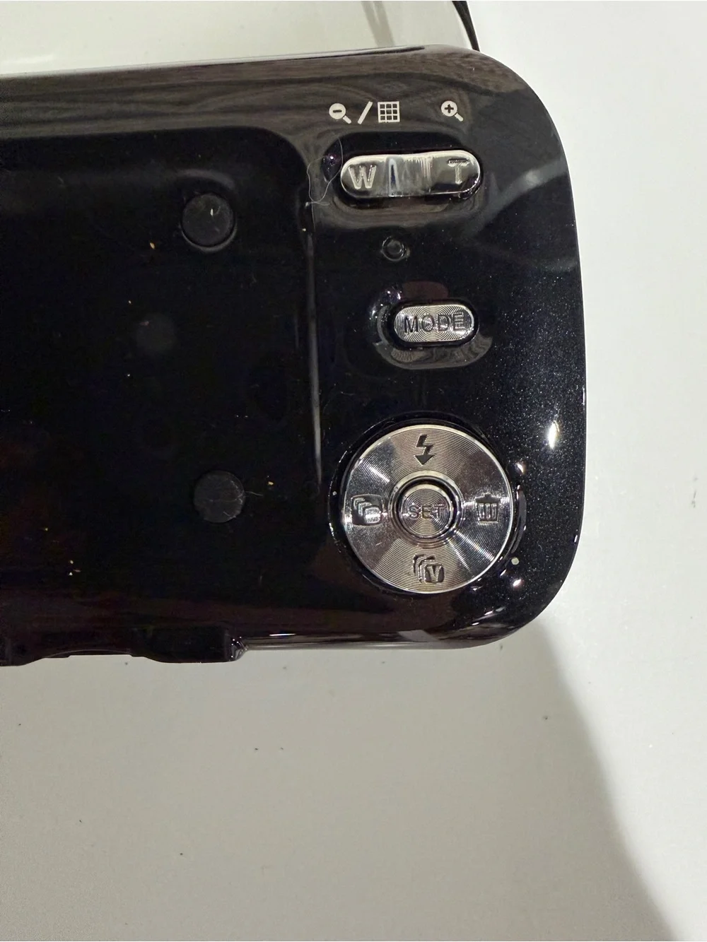 Vivitar VivCam 7028 Compact Black Digital Camera - Not Tested